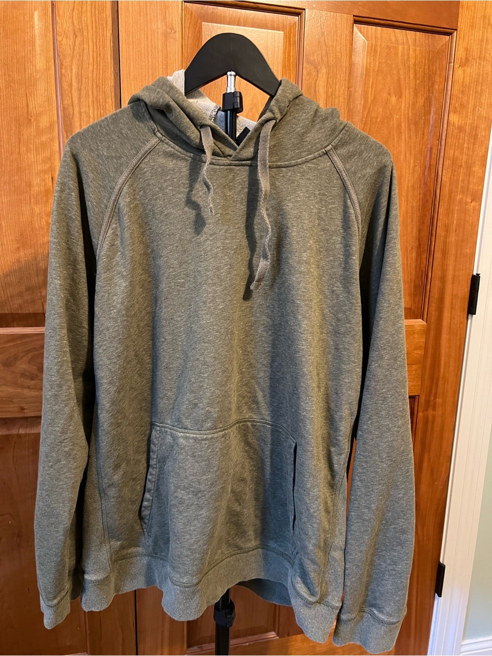 Men's Olive Green Pullover Hoodie with Kangaroo Pocket